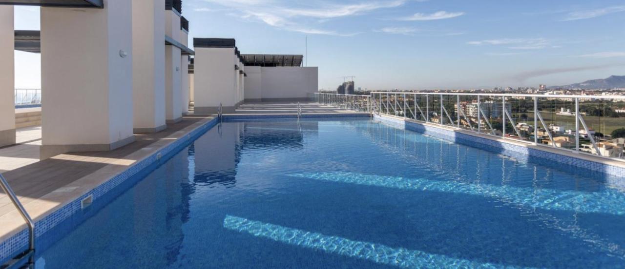 Bonito Apartamento Con Piscina Cerca De La Playa. 卡耐特蒂贝兰格 外观 照片